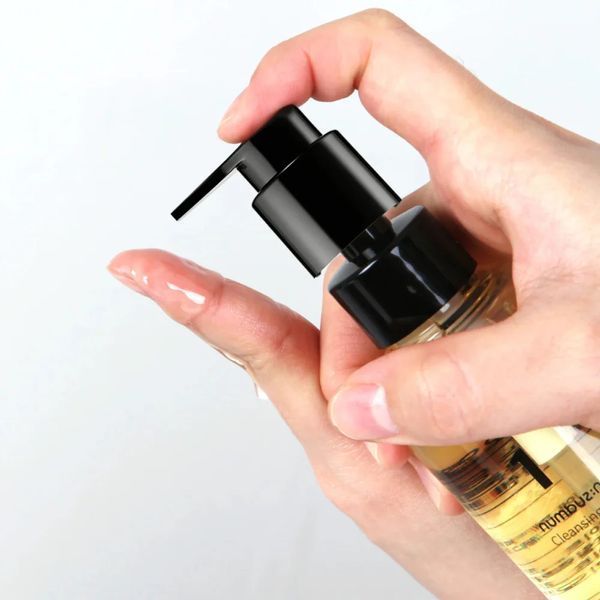 Numbuzin No.1 Easy Peasy Cleansing Oil (Гідрофільна олія для обличчя), 200 мл 8809652580135 фото