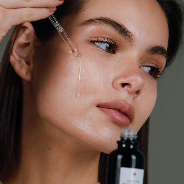 CU SKIN Dr.Solution Niacin 10% Vitamin C Ampoule (Ампула з ніацинамідом 10% та вітаміном С), 50 мл 8809207225047 фото