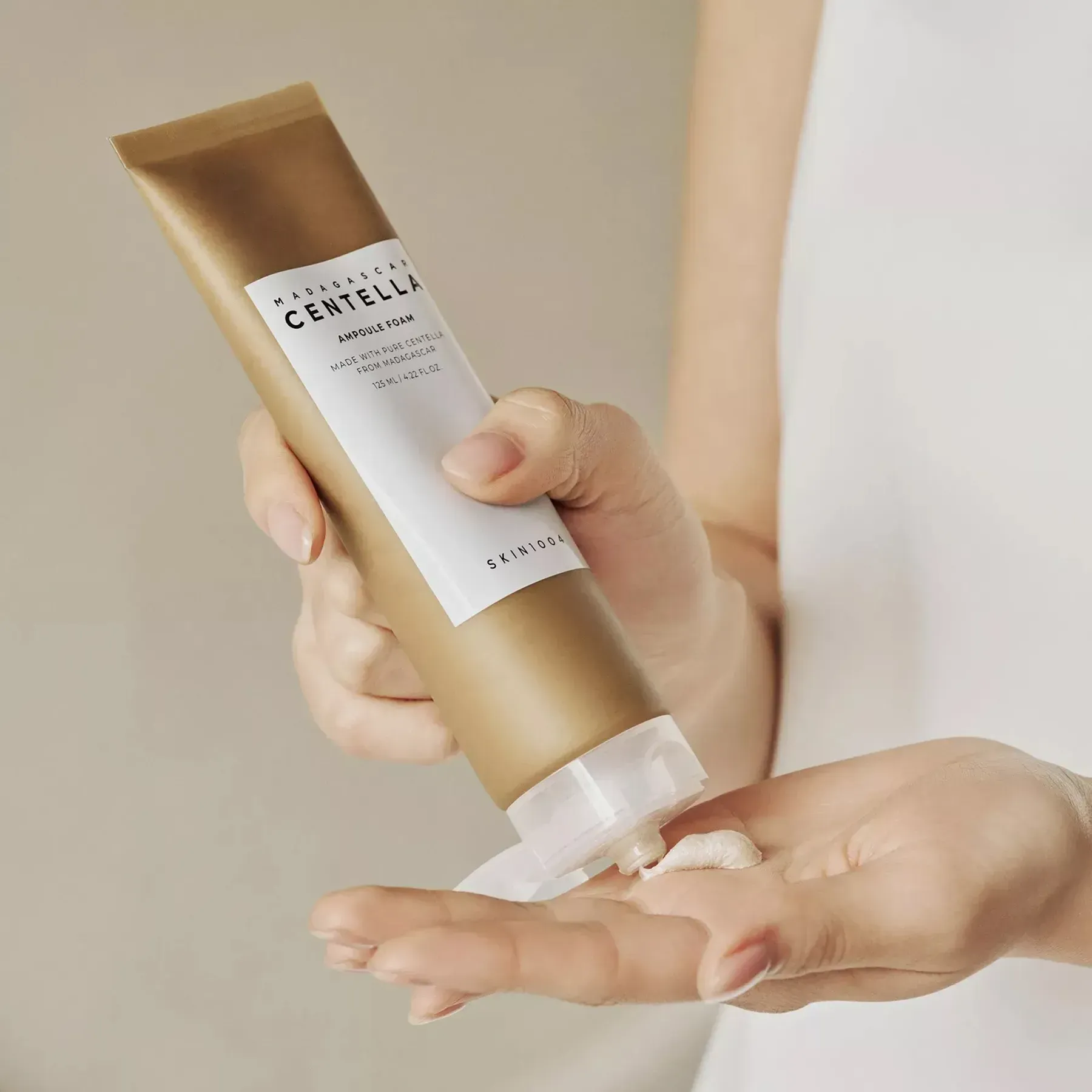 SKIN1004 Madagascar Centella Ampoule Foam — туба 125 мл