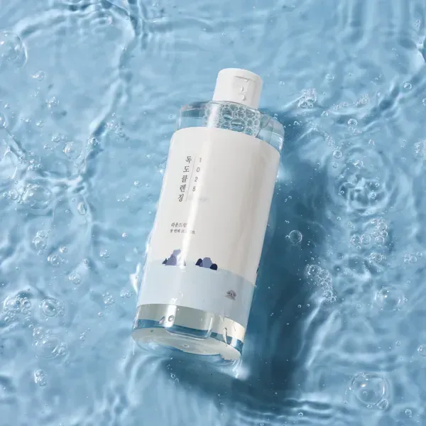 Round Lab 1025 Dokdo Cleansing Water — флакон очищувальної води