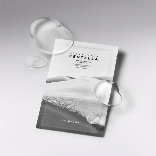 SKIN1004 Madagascar Centella Tone Brightening Glow Mask (Тканинна маска для вирівнювання тону), 25 мл 8809913830931 фото