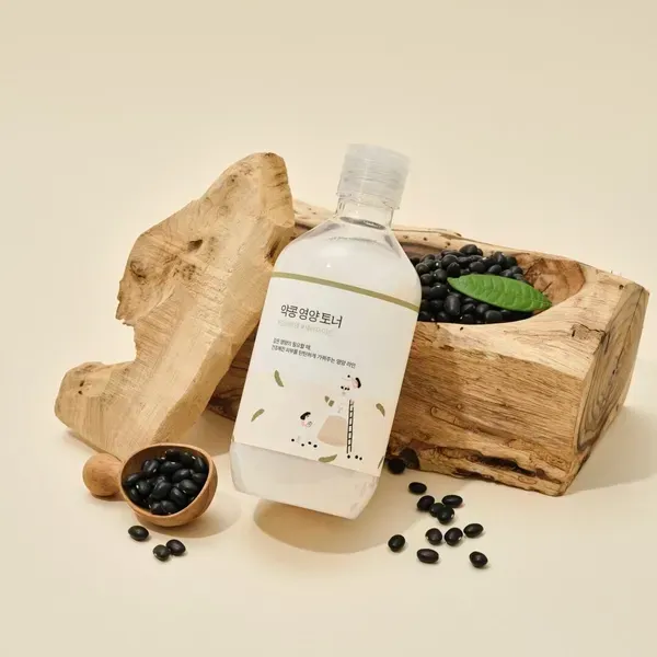 Round Lab Soybean Nourishing Toner — флакон тонера