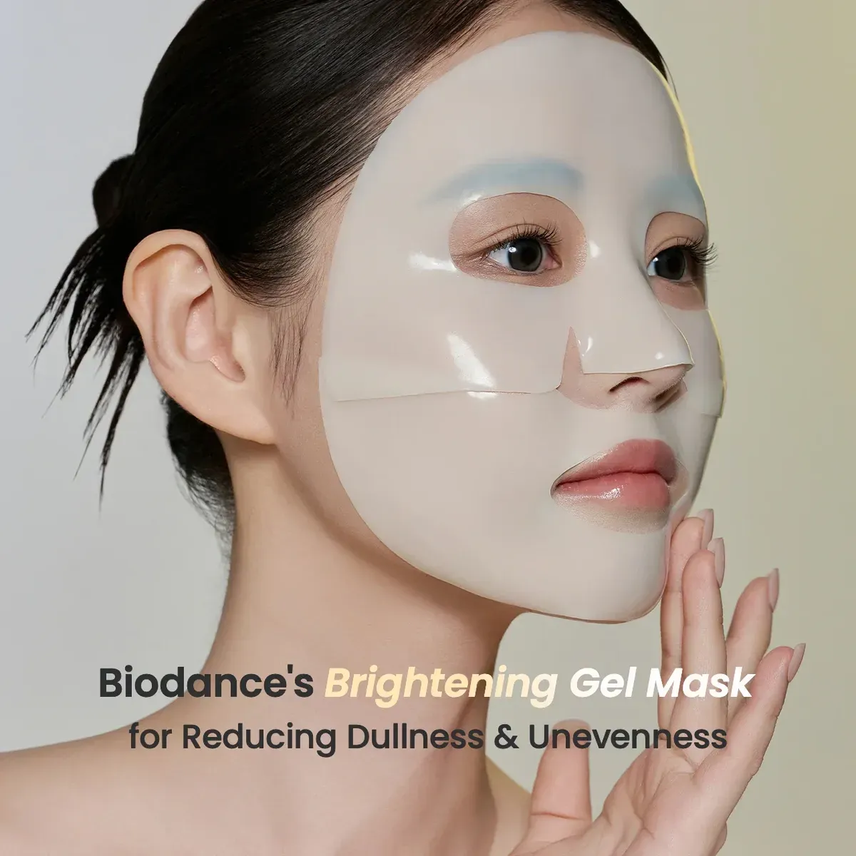 Biodance Radiant Vita Niacinamide Real Deep Mask на обличчі