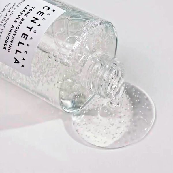 SKIN1004 Madagascar Centella Tone Brightening Capsule Ampoule (Ампульна сироватка із центеллою для сяйва шкіри), 50 мл 8809913830627 фото