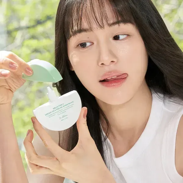 Dr.Althea Green Tea Fresh Sunscreen — туба крему